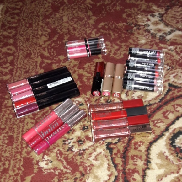 L'Oreal Other - 🌟TRADE FOR KIM🌟24 piece Lip Lot🌟